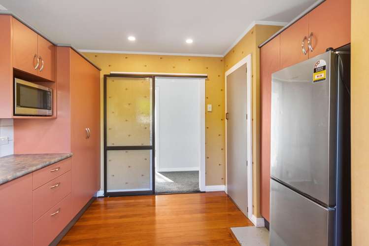 18 Grants Road Marchwiel_5