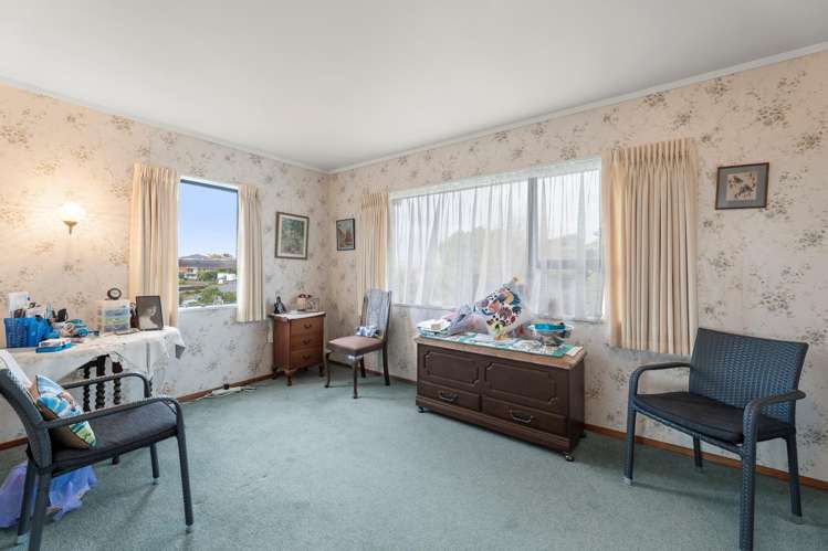 55 Hillcrest Road Otumoetai_10