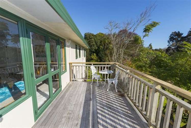 37a Amberley Avenue Te Atatu South_23