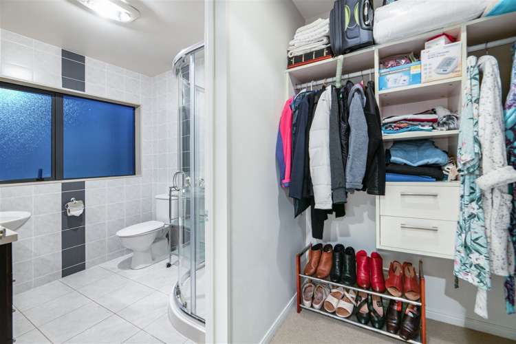 6 Leafield Crescent Henderson_27