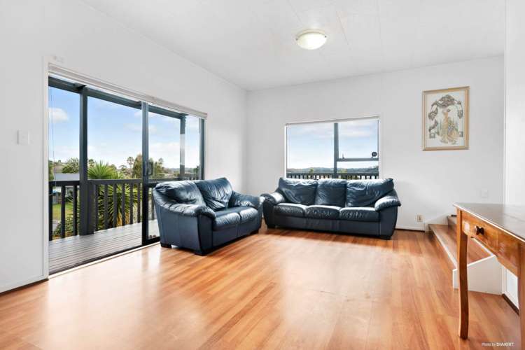 1/8 Sevilla Place Unsworth Heights_5