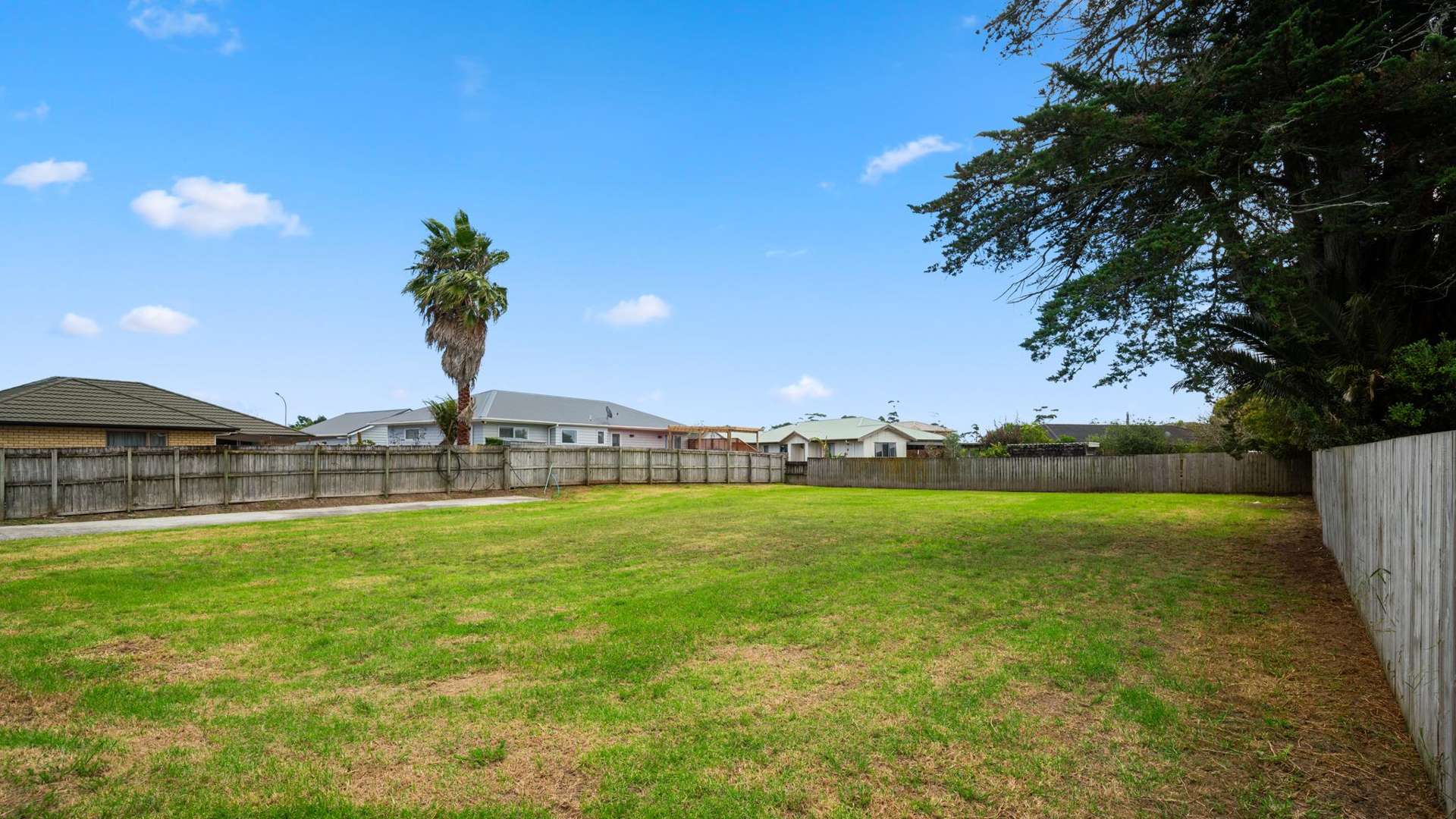 12 and 14 Aitkenhead Court, Parakai Helensville_0