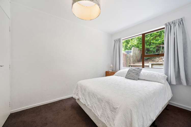 26a Liffey Crescent Island Bay_8