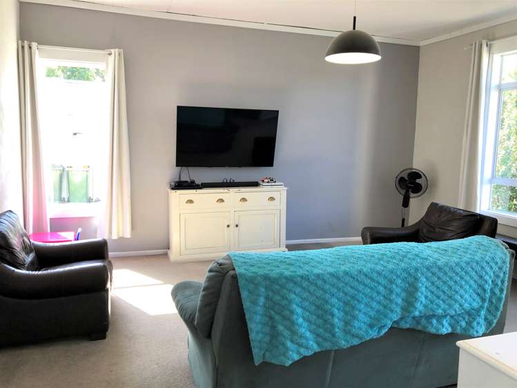 48 Burns Street Milton_11