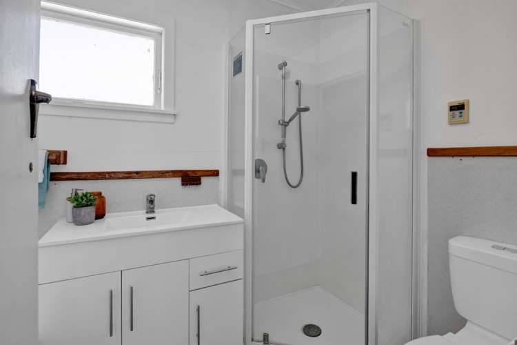 37 Awanui Street Merrilands_13