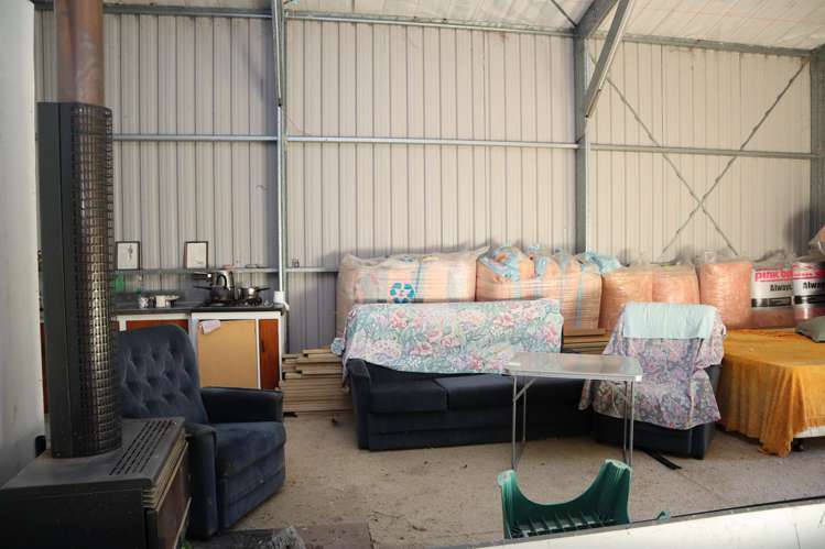 172 Clifton Road Kaiata_11