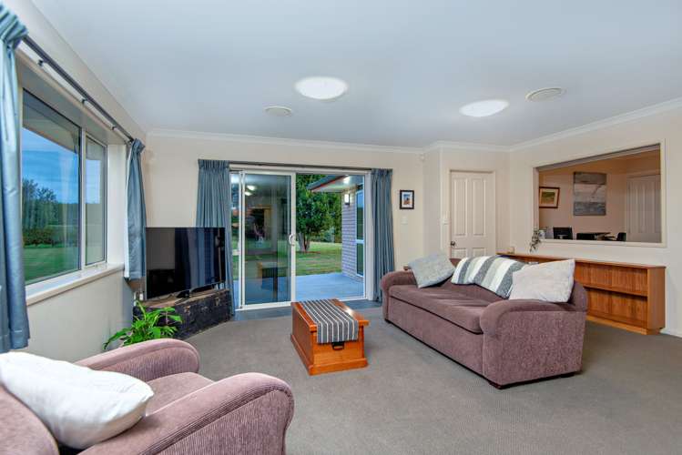 121b Aerodrome Road Thornton_5