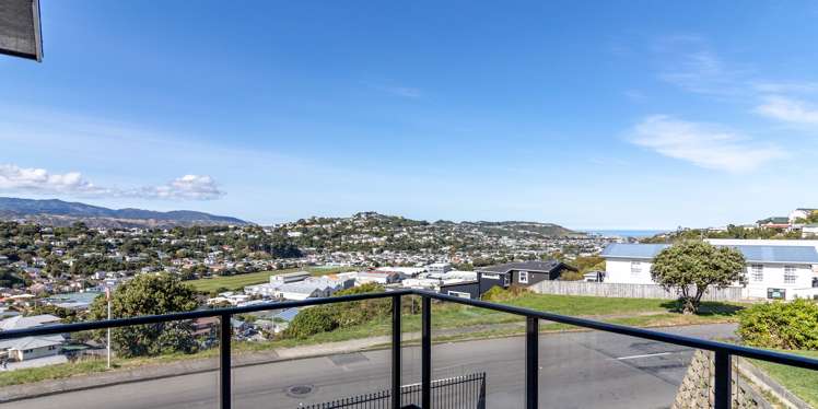 91 Akaroa Drive Maupuia_2