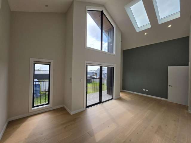 27 Riverbank Road Otaki_1