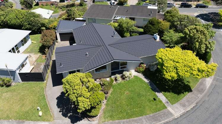 4 Chudleigh Grove Churton Park_1