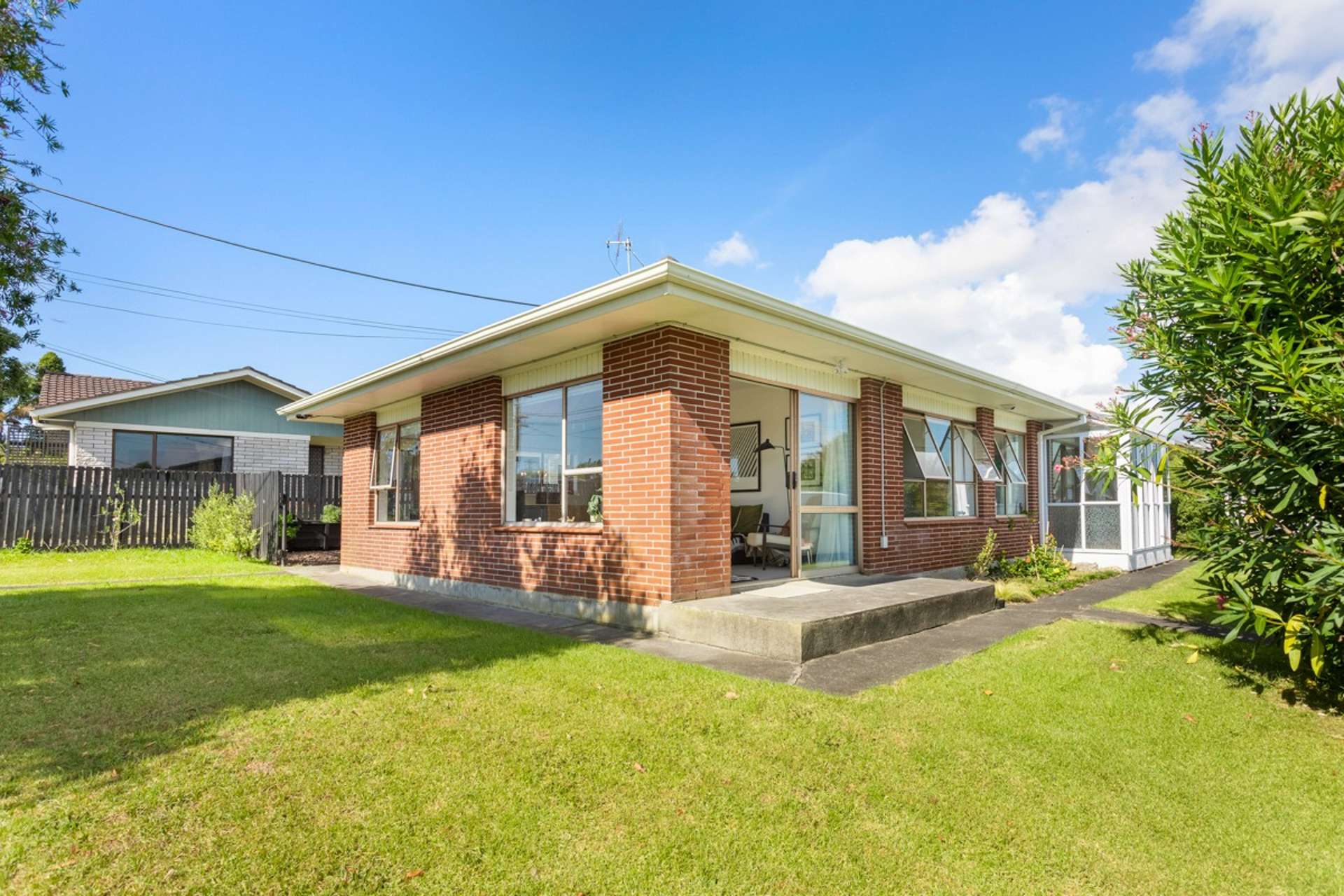 1/2 Vodanovich Road Te Atatu South_0