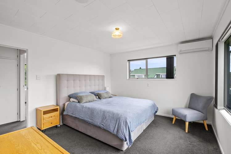 3 La Salle Drive Westown_10