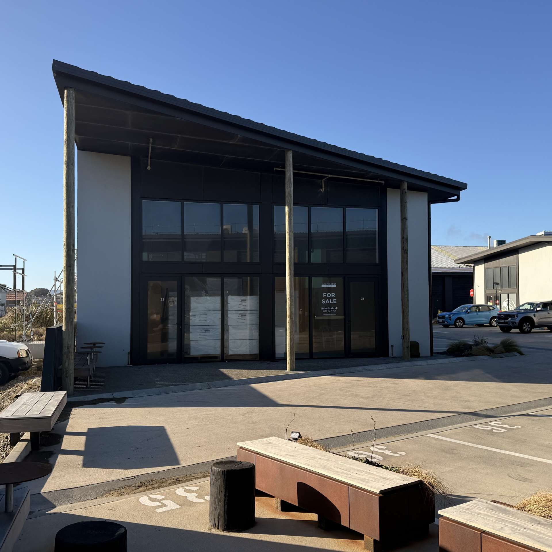 23 & 24/70 Kingsford Smith Street Rongotai_0
