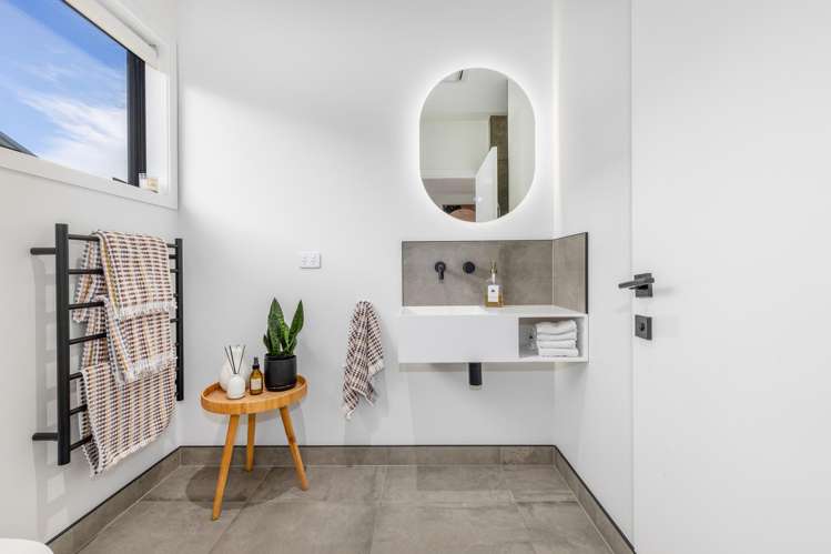 24 Phoenix Palms Grove Levin_20
