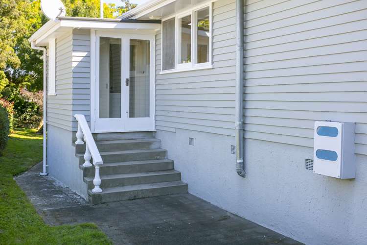 2/1 Henry Hill Road Hilltop_11