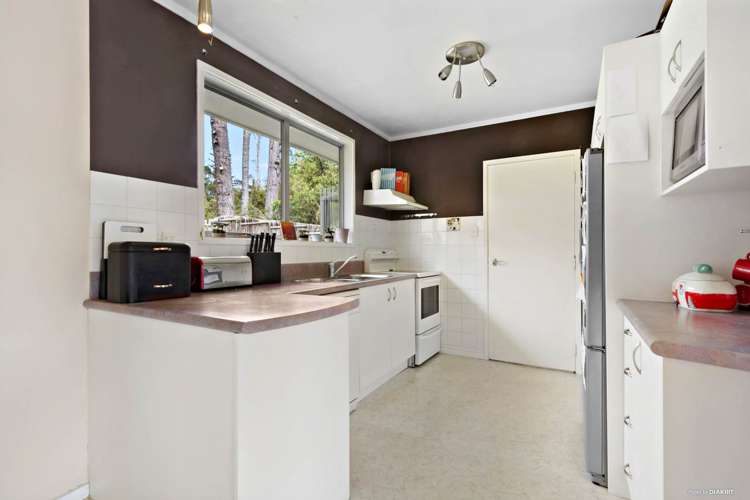 22 Staincross Street Green Bay_10