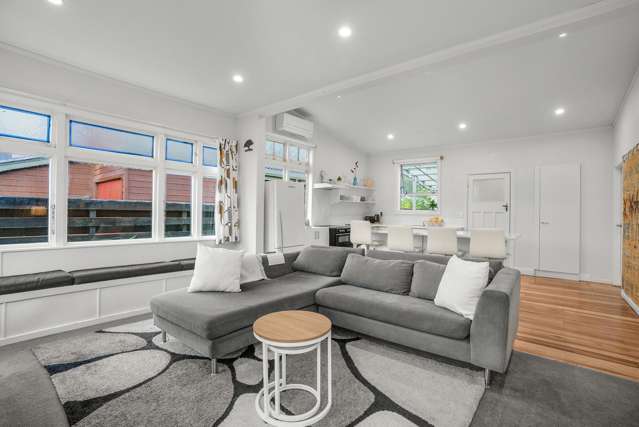 21 Tuatoru Street Eastbourne_3