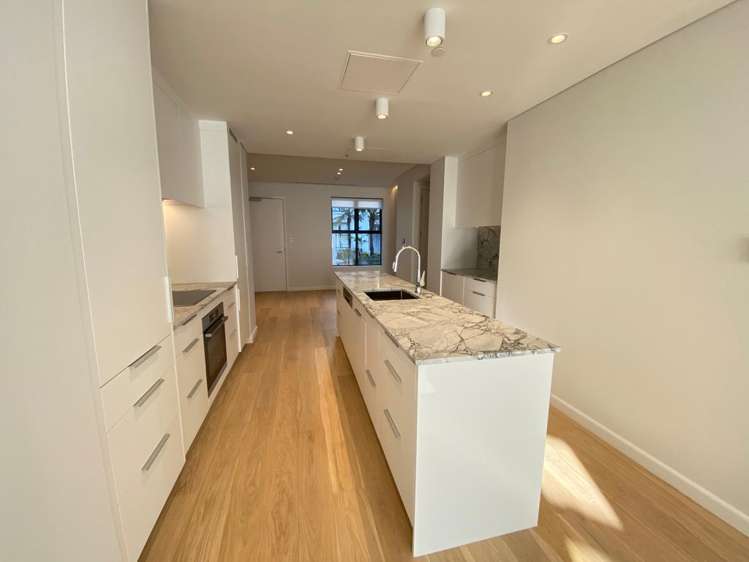 3/2 Tagalad Road Mission Bay_4