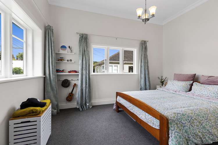 10 Edinburgh Terrace Berhampore_12