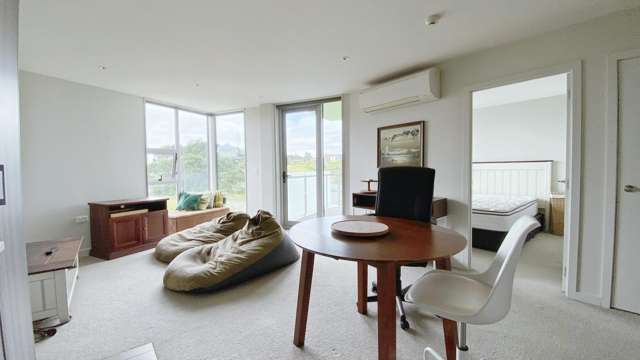 203B Rose Garden Apts 10862_4