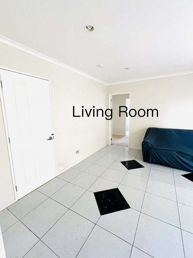 102 Middlefield Drive Flat Bush_5