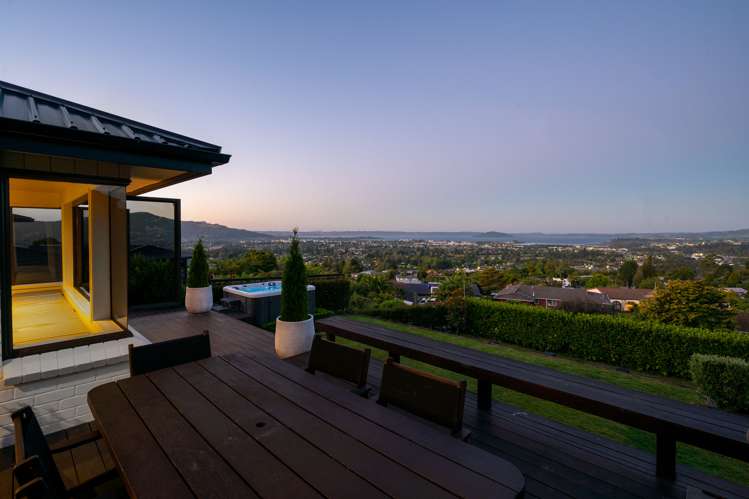 8 French Place Tihiotonga_29