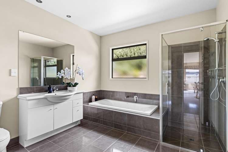 16 Edwards Street Frimley_13