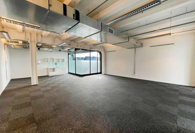 Unit 2/18 Railway Street Newmarket_2