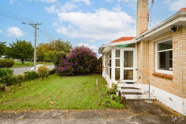 120 Rifle Range Road Dinsdale_1