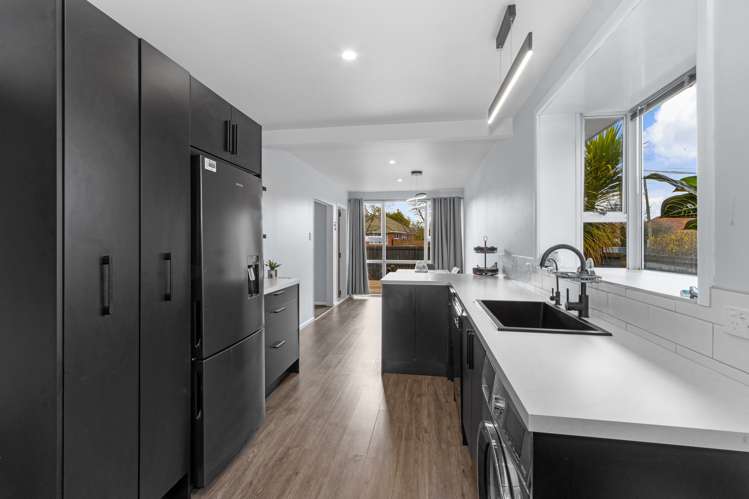 7 Gregan Crescent Burnside_8