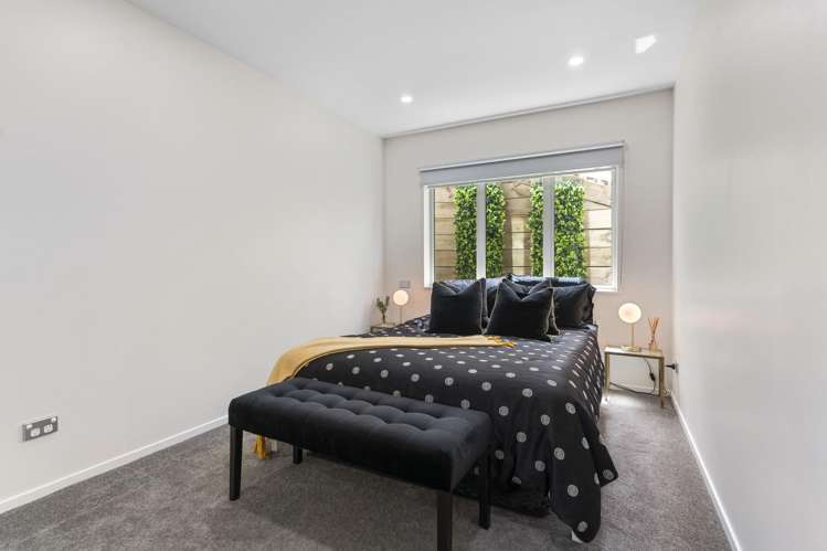 102A Oakdale Road Hillsborough_15