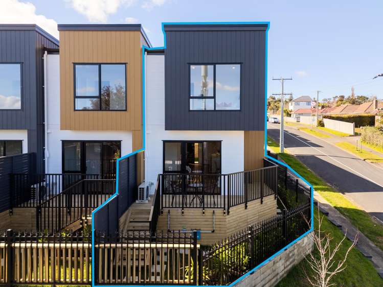 1-6&10-20/42 Captain Scott Road Glen Eden_31