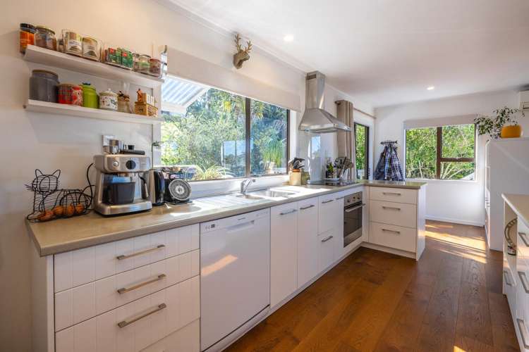 29 Beresford Avenue Surfdale_7