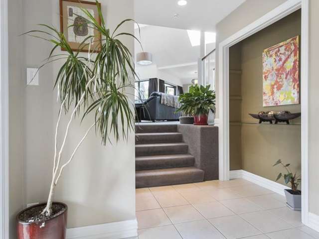 38a Cowley Drive Leamington_4