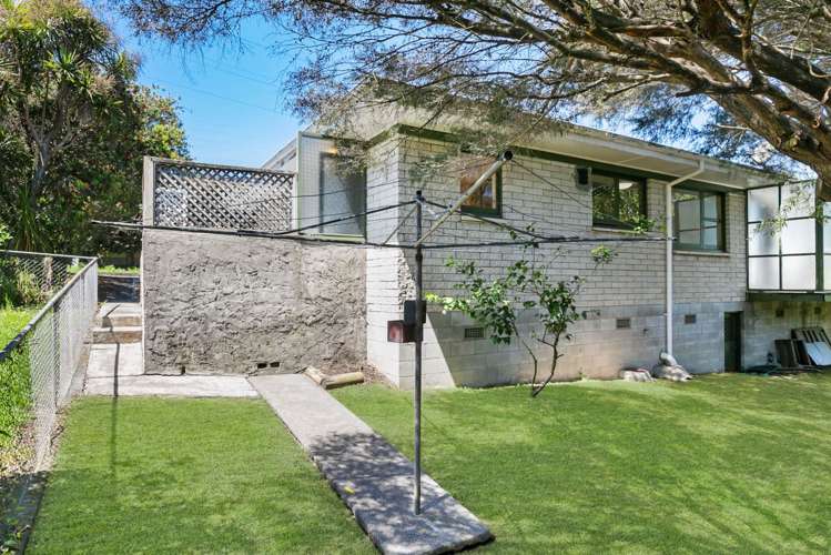 2/16a Penney Avenue Mount Roskill_7