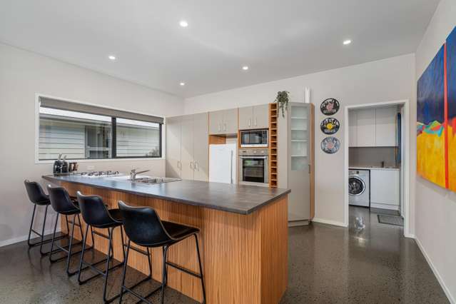 5 Navigation Drive Cooks Beach_2