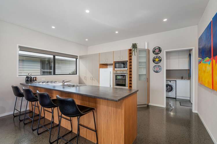 5 Navigation Drive Cooks Beach_2