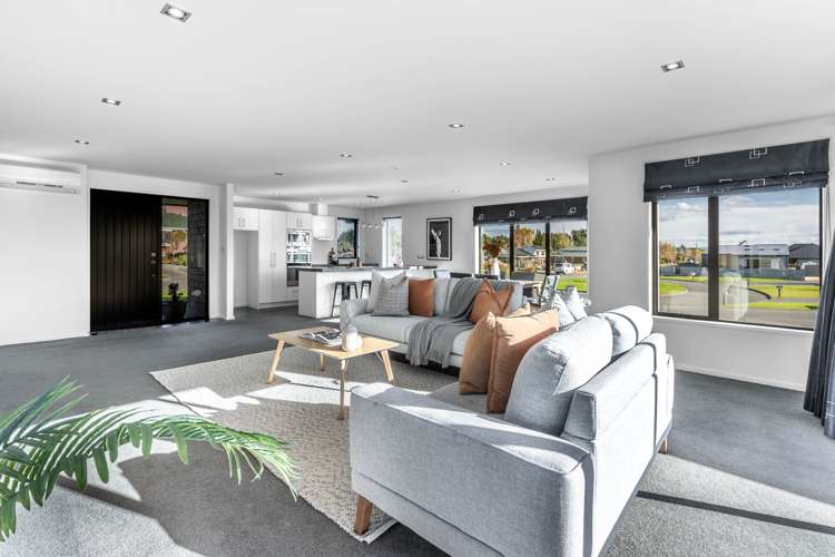 24 Welsh Road Winton_9