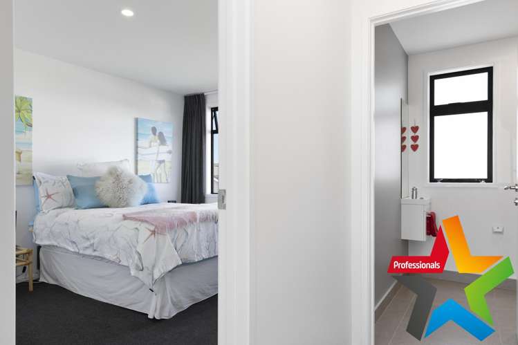 10 Tuhua Close Wharewaka_15