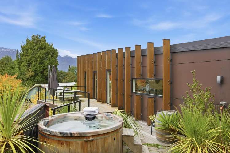 5C Aspen Grove Fernhill/Sunshine Bay_26