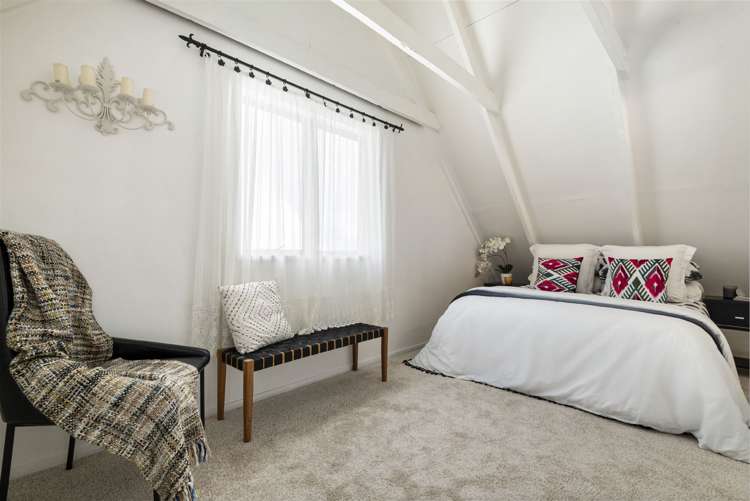 2/1 Mulberry Place Glenfield_15