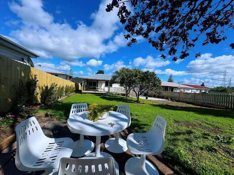 7 Cobham Crescent Kelston_18