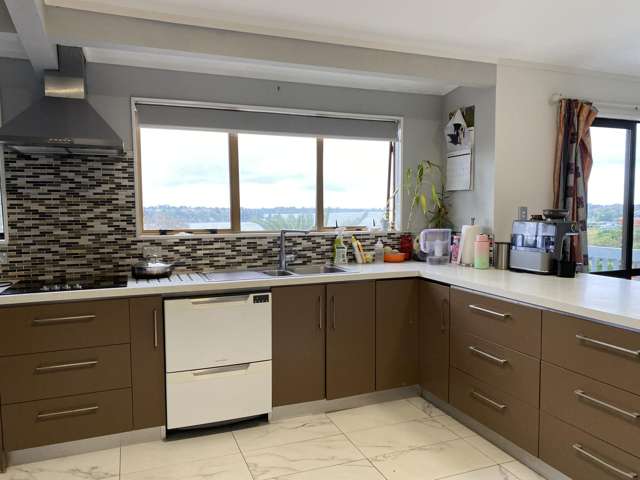 42 James Cook Drive, Welcome Bay_1