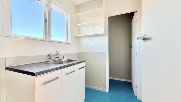57 Tiroroa Avenue 1802_11