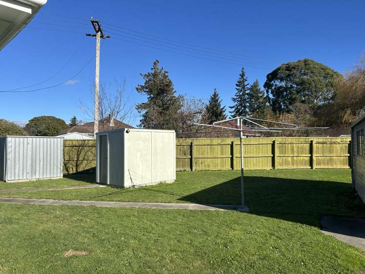 5 Caldwell Road 10748_14