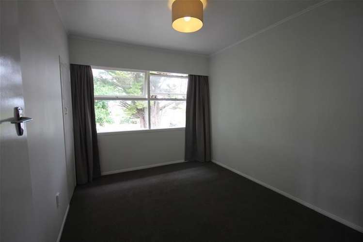 5 Marie Crescent Te Atatu South_11