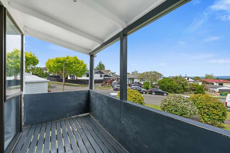 34 Heatherlea Heights Feilding_13