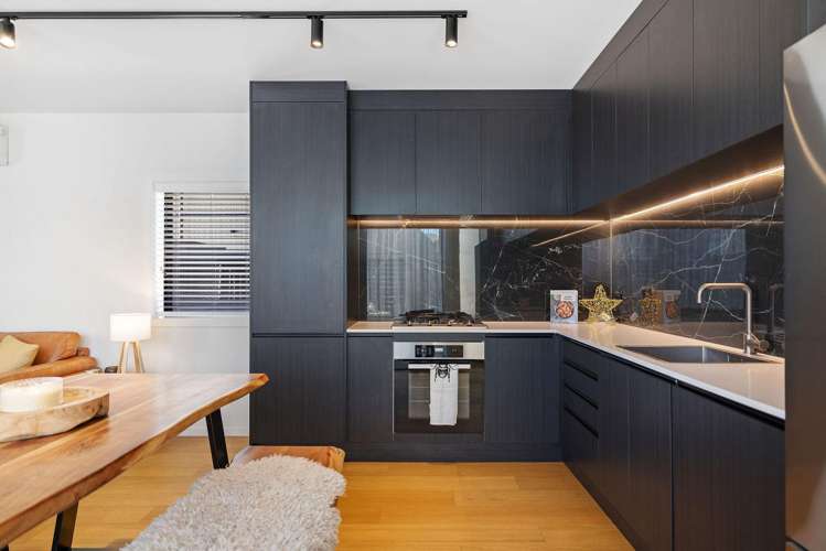 2 Boulder Lane Jacks Point_9