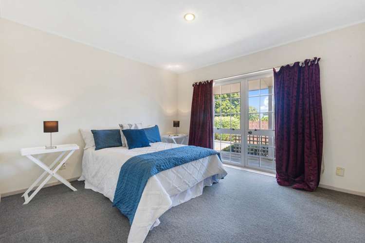 17 & 17A Heathridge Place Burswood_9