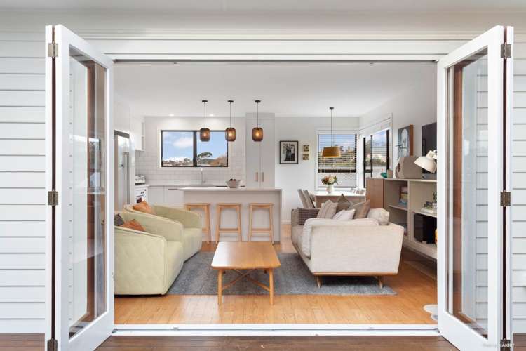 36 Mcphail Street Birkdale_1